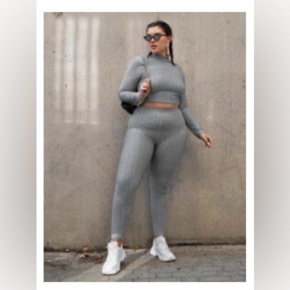 Gray Women's Ribbed Workout Set